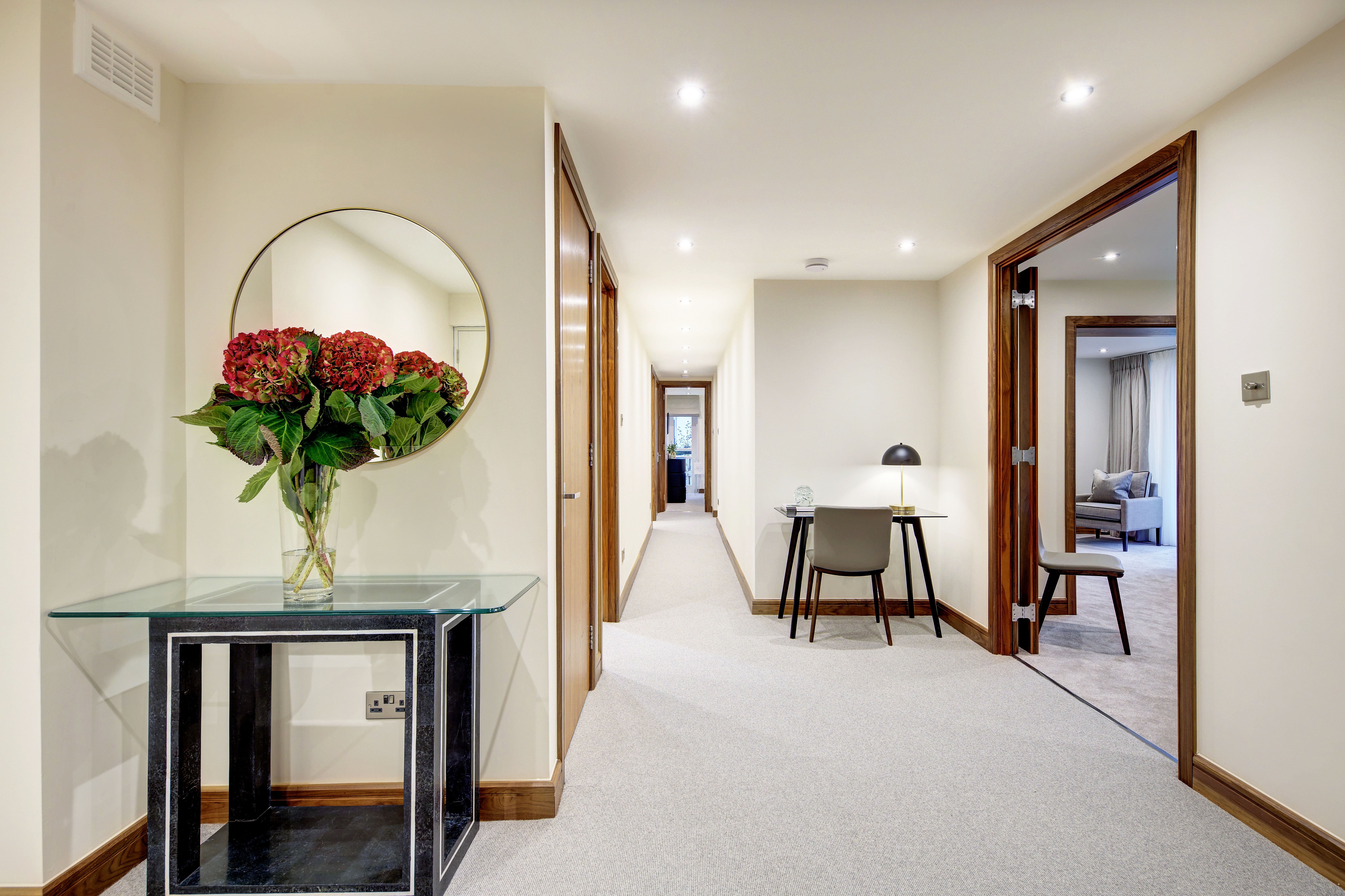 flat 58 kingston house south 2500 hall2